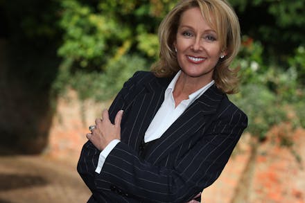 Sharron Lowe