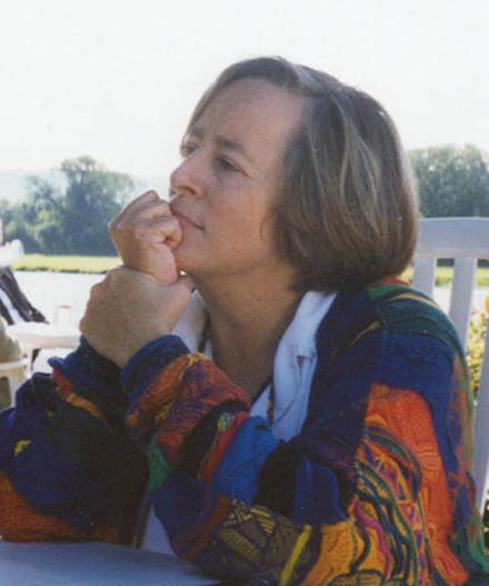 Belinda Hollyer