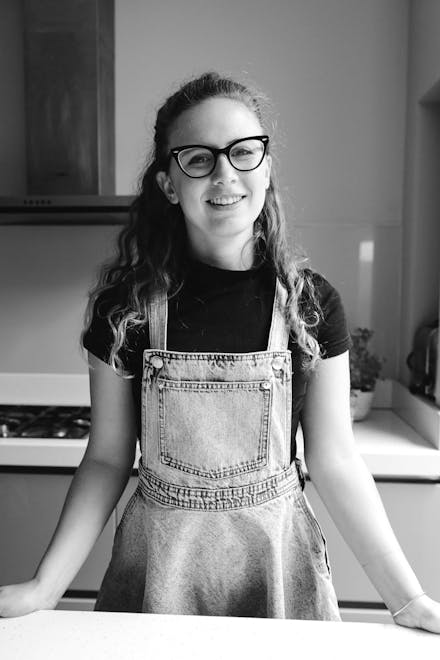 Izy Hossack