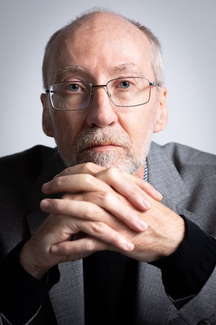 Steven Erikson
