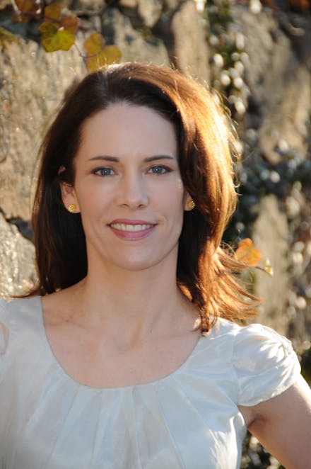 Juliana Gray